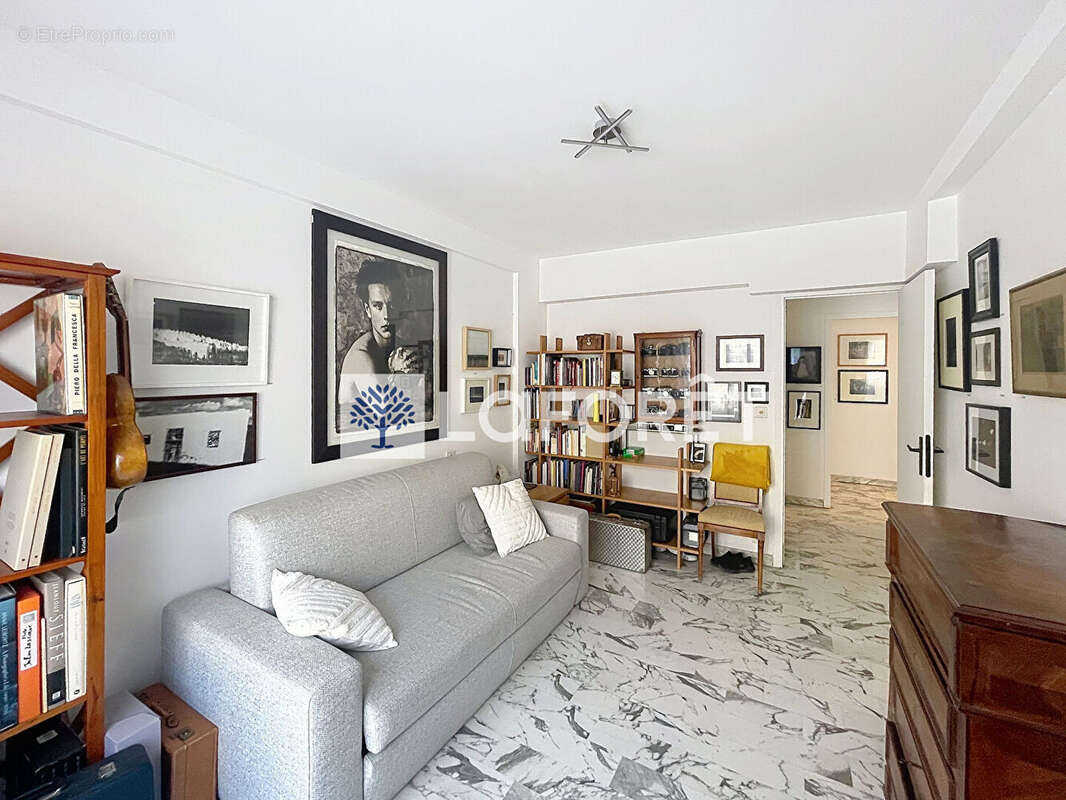 Appartement à CAGNES-SUR-MER