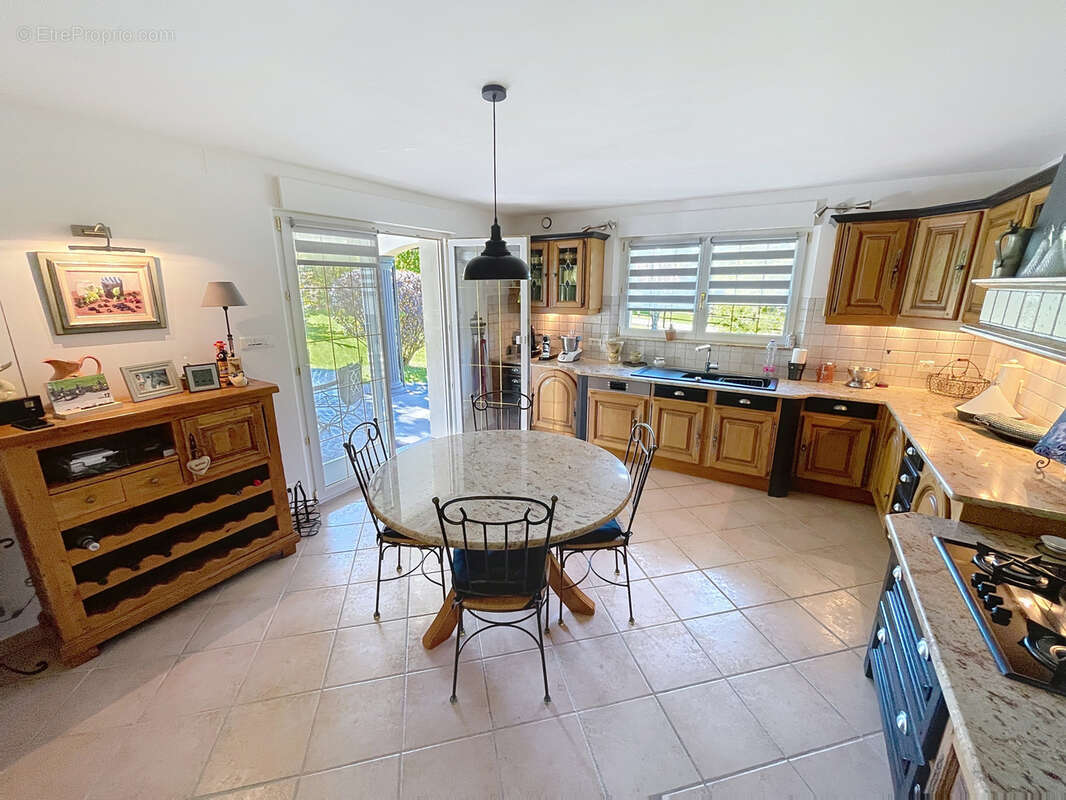 Maison à DANNEMARIE