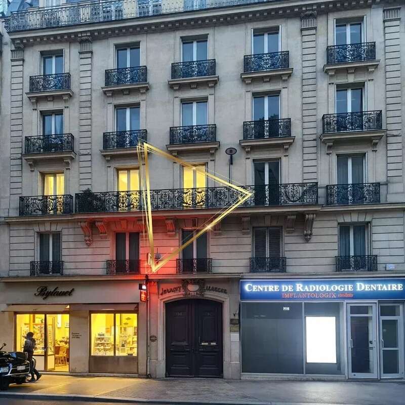 Appartement à PARIS-8E