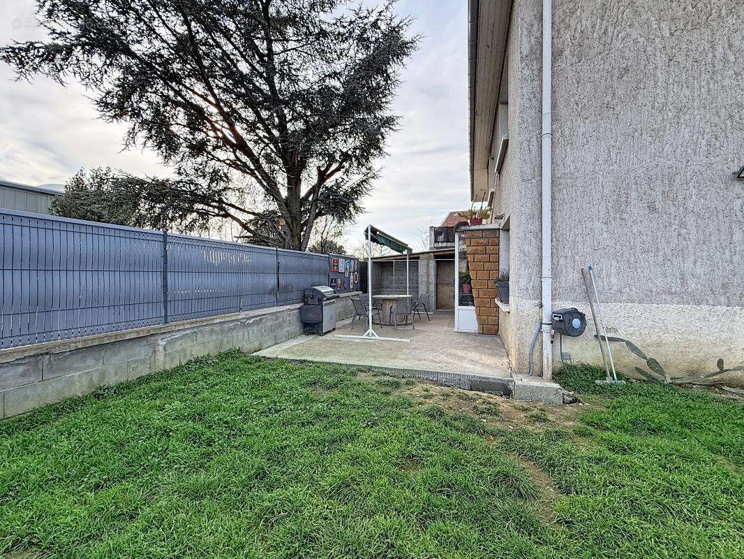 Appartement à GRIGNY