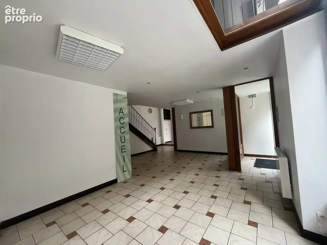 Commerce 176 m² à Saint-Flour  - photo 5