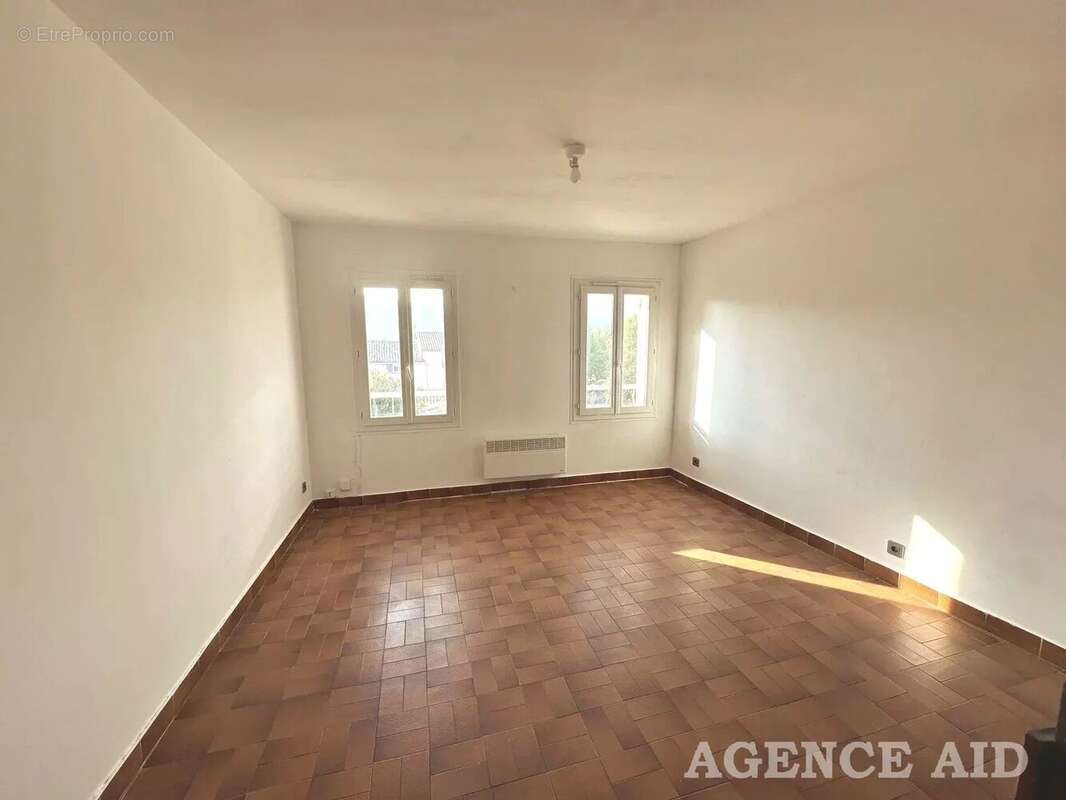 Appartement à CUGES-LES-PINS