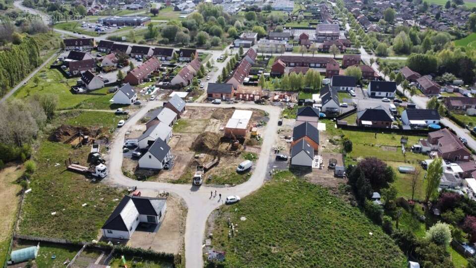 Terrain 406 m² à Montigny-En-Ostrevent  - photo 2