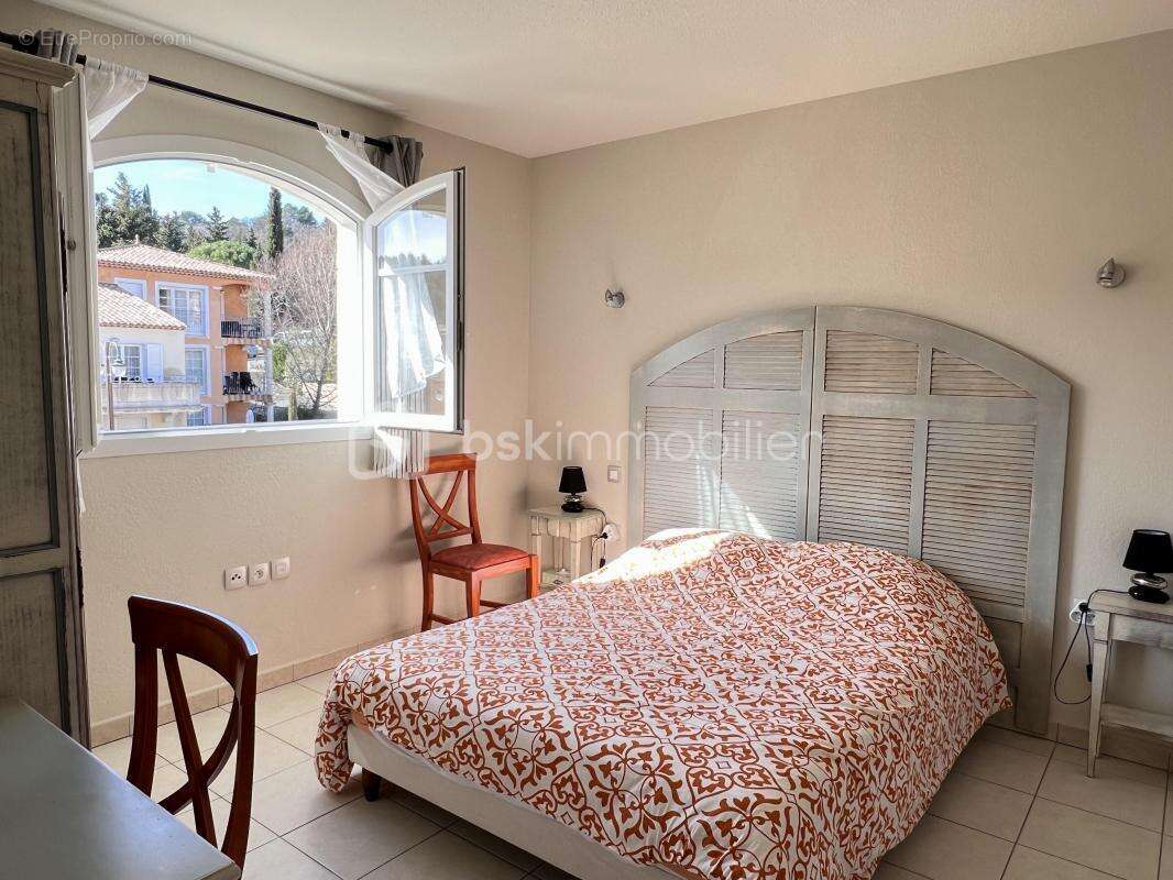 Appartement à CALLIAN