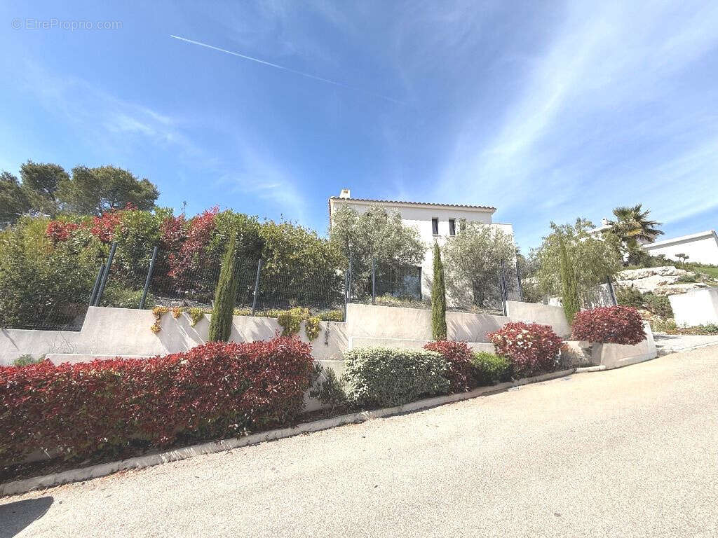 Maison à ROQUEFORT-LA-BEDOULE
