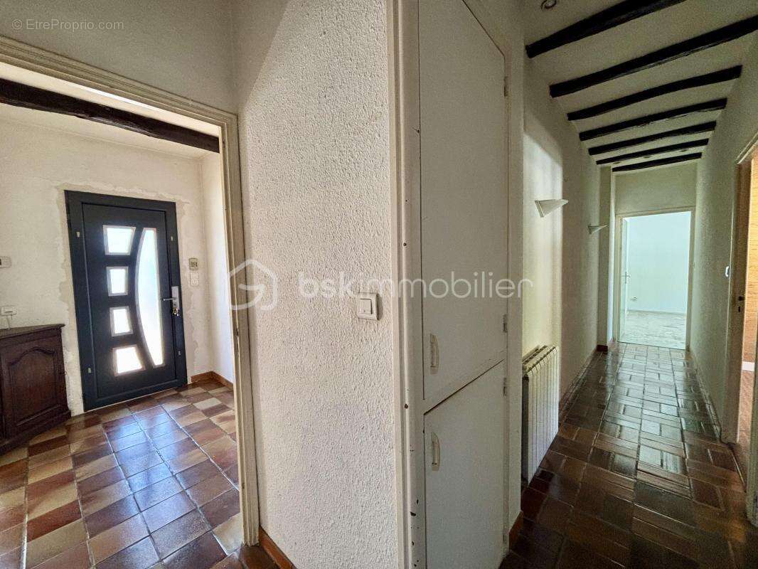 Maison de caractère avec potentiel, garage et jardin à 20 min des plages - photo 14