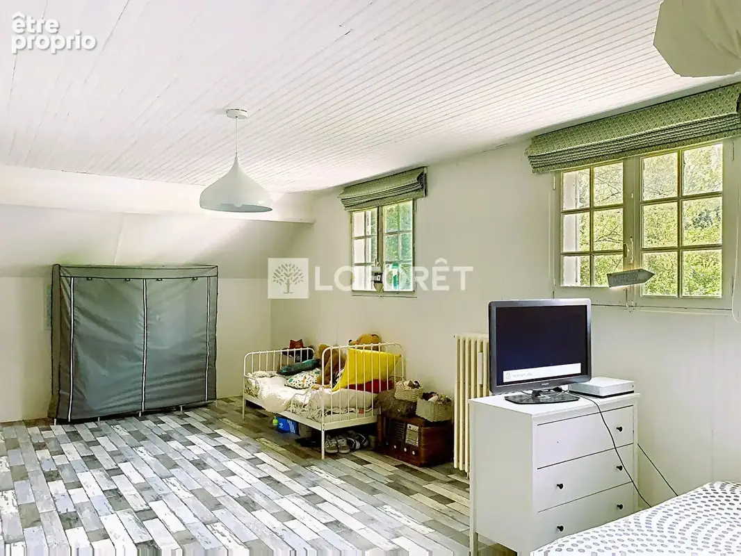 Maison Familiale avec dépendance aménagée de 7 pièce(s) 215 m2 - photo 15