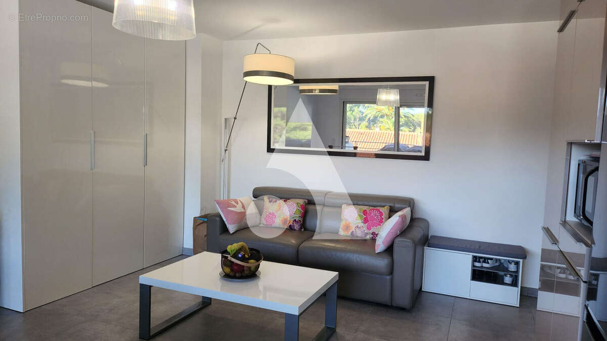 Appartement à SAINT-RAPHAEL