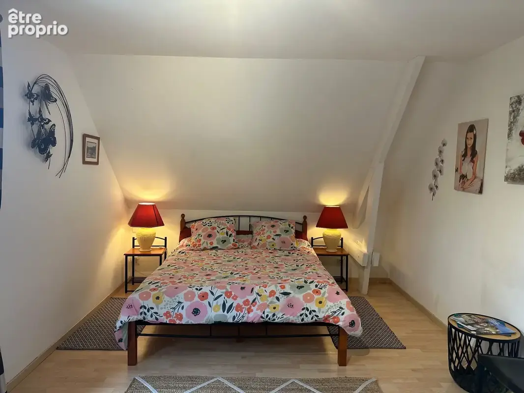 Magnifique maison familiale de 225 m², 6 chambres avec piscine et pinède à Guécélard – DPE B - photo 16