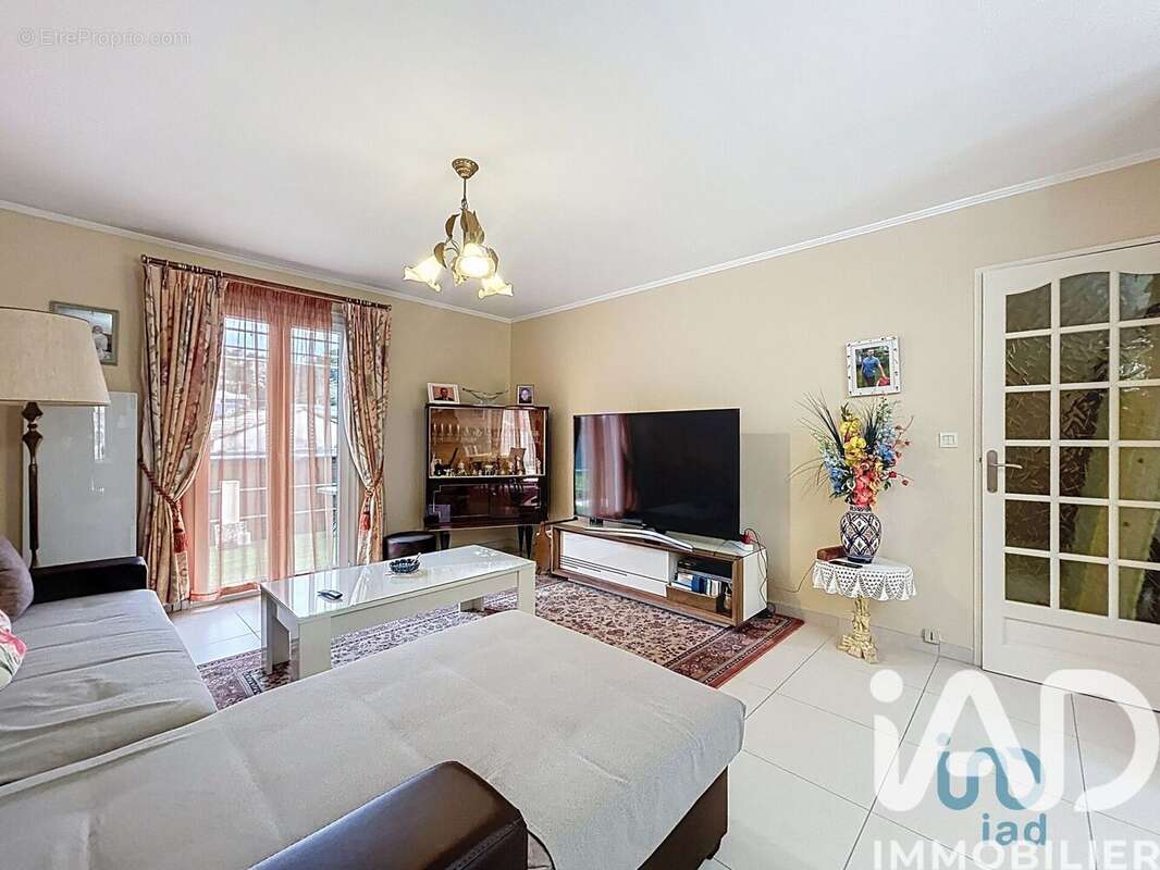 Photo 6 - Maison à LE CANNET