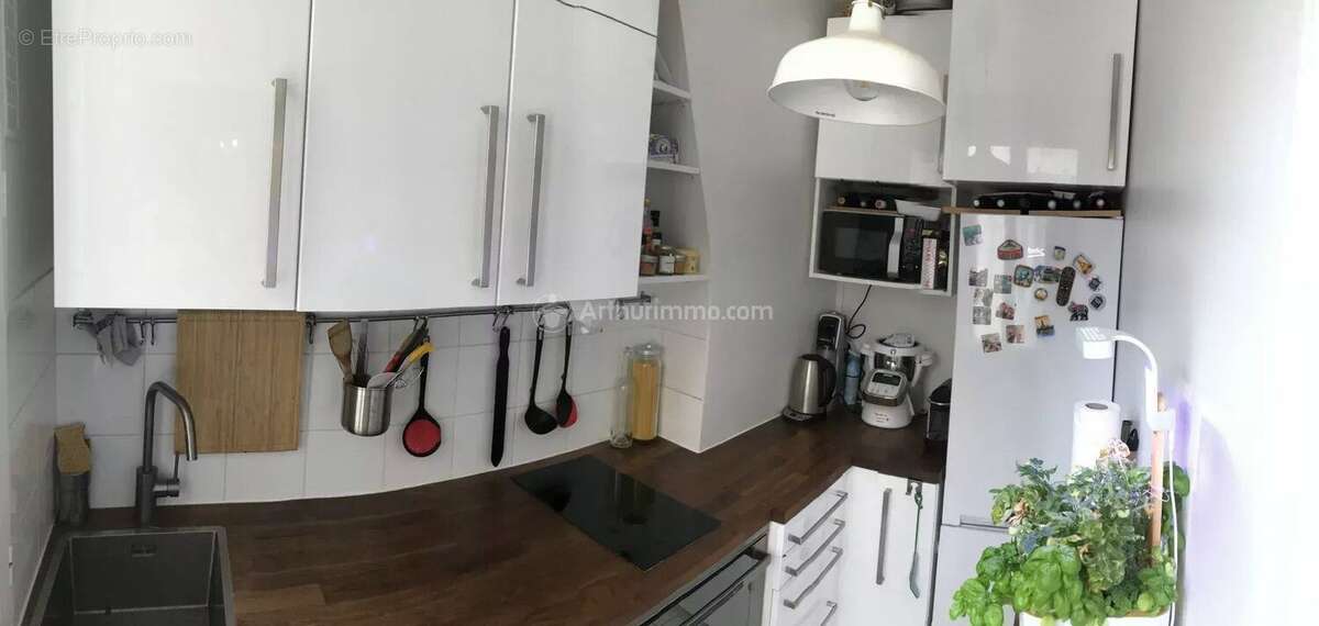 Appartement à PARIS-14E