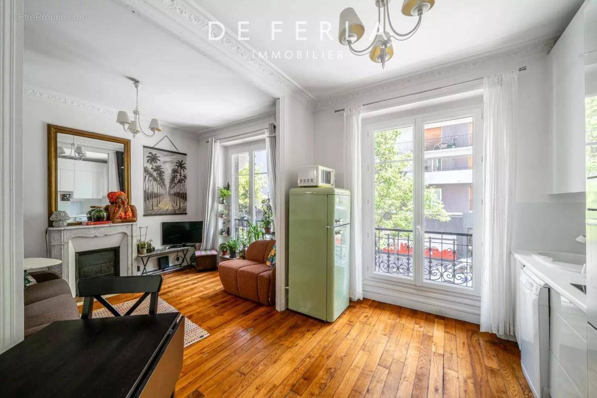 Appartement à PARIS-15E