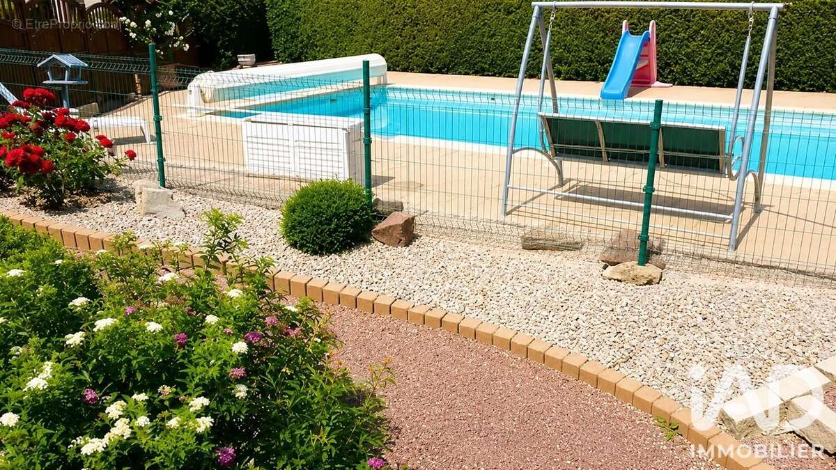 Maison 137 m² à Burnhaupt-Le-Bas  - photo 6