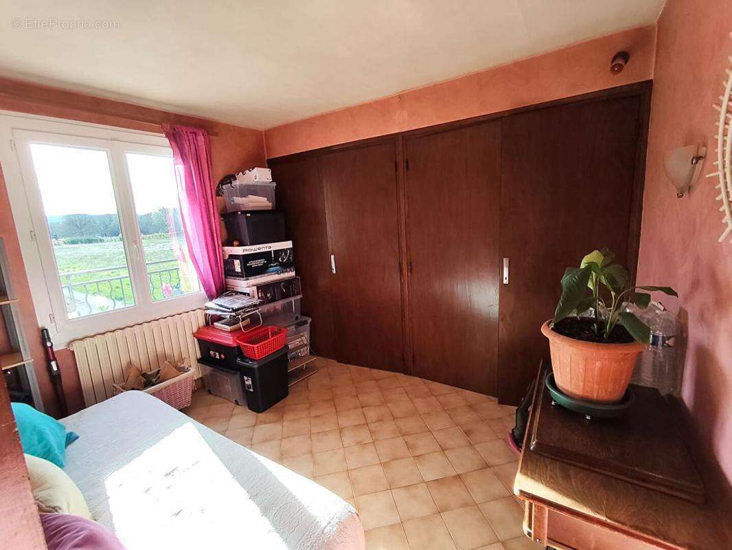 Maison à MONTELIMAR