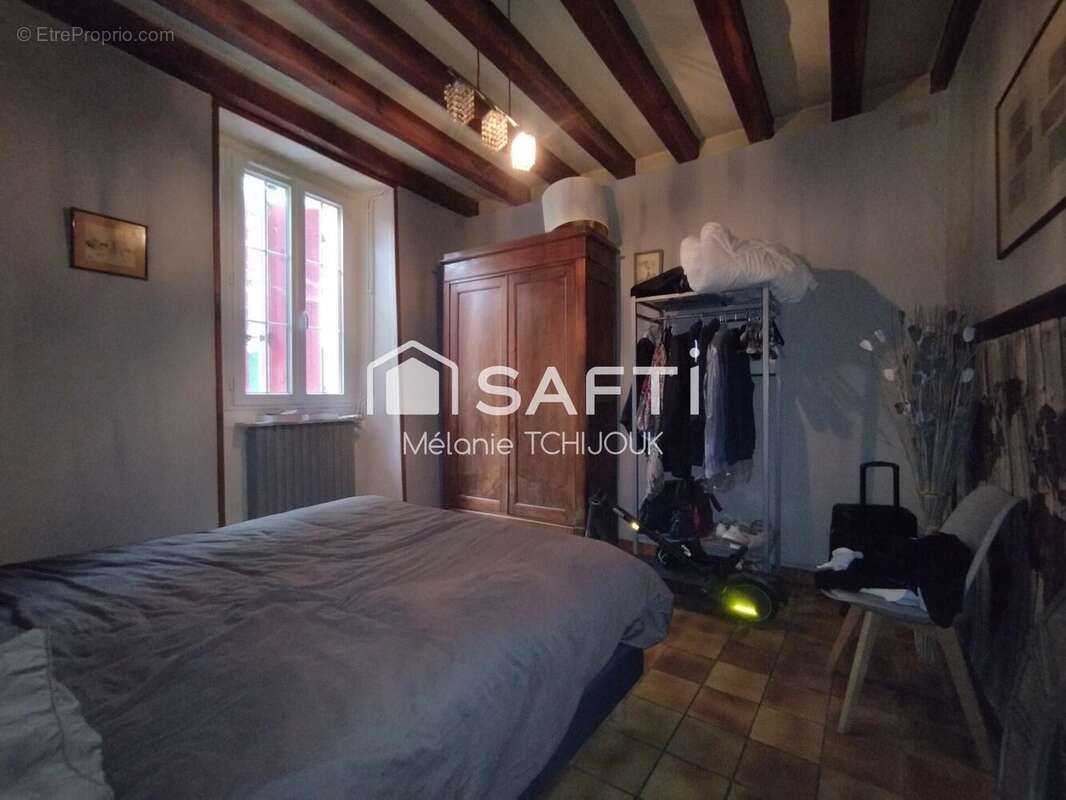 Maison 180 m² à Montcorbon  - photo 7