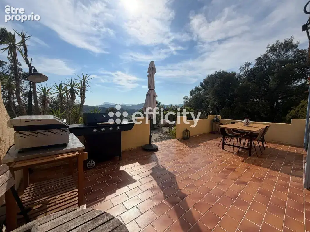 Maison 7 pièces 165 m² à vendre à Pierrefeu-Du-Var (83390) - photo 7