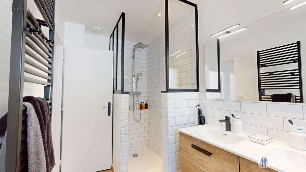 Maison récente 105m² au calme  sans vis-à-vis  terrain piscinable à Vif - photo 13