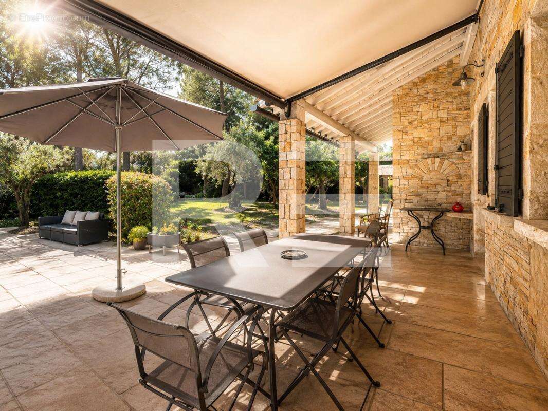 Villa de 154m² sur terrain arbore de 3259m² piscine nimes - photo 10