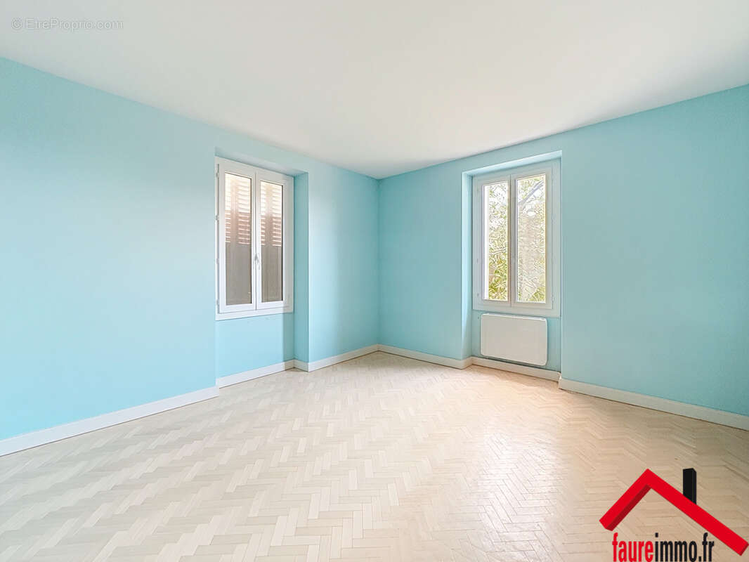 Maison avec hangar à cosnac - photo 5