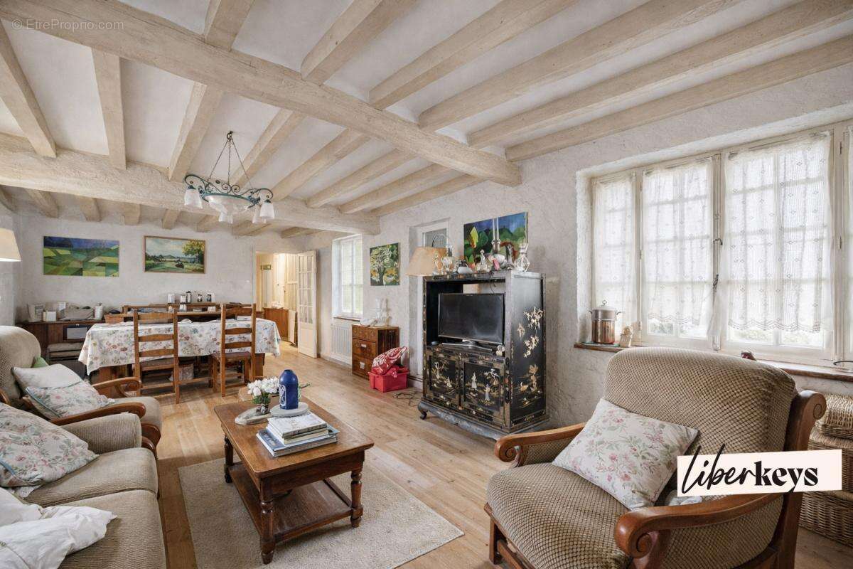 Maison à LE BOULLAY-THIERRY