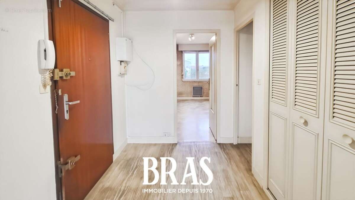 Appartement à LE POULIGUEN