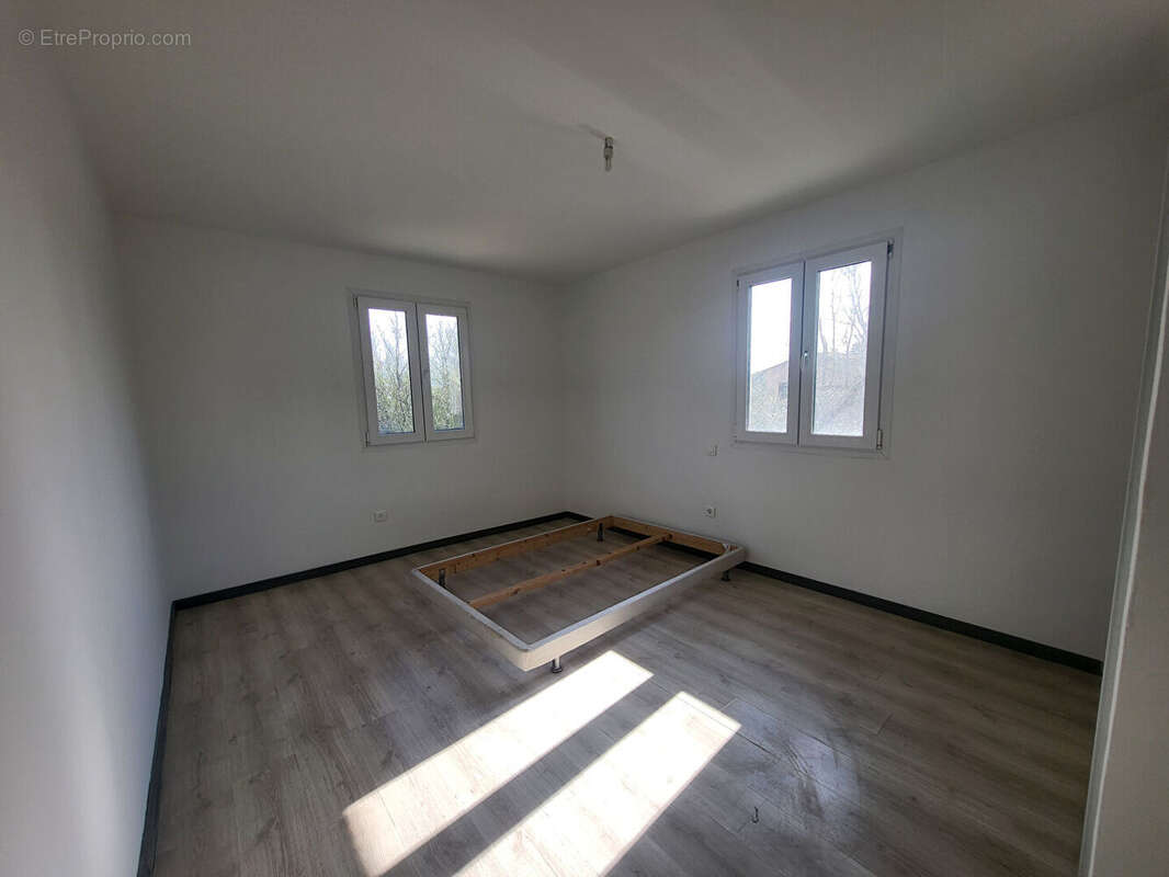 Appartement à L&#039;ISLE-SUR-LA-SORGUE