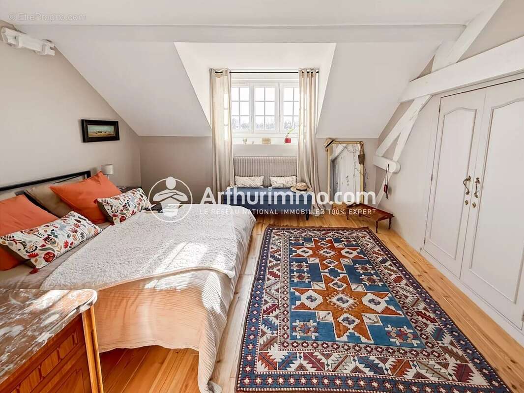 Maison à SOISY-SUR-SEINE