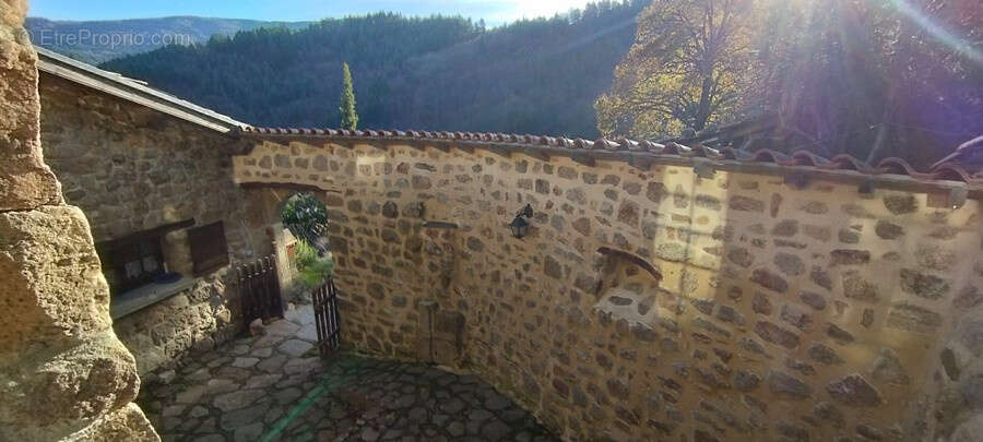 Maison à DORNAS