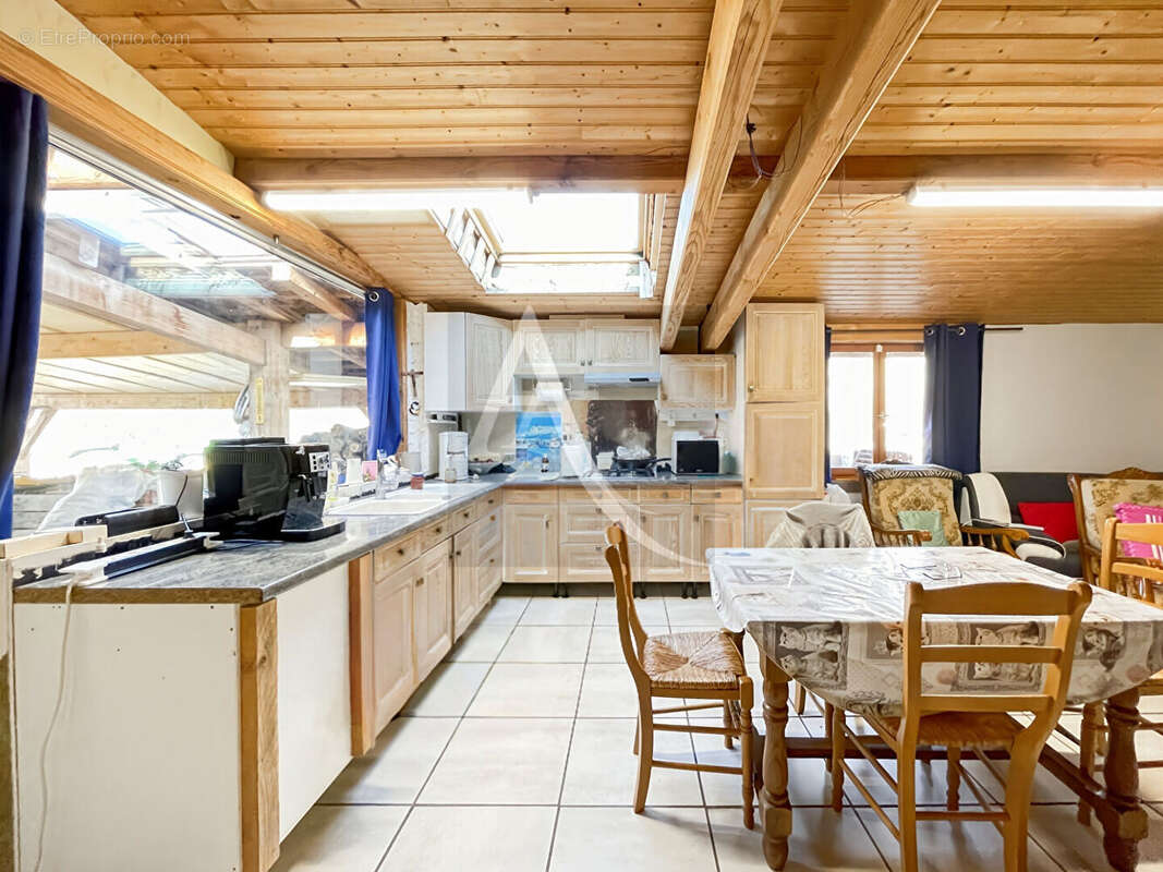 Maison en bois massif idéale pour diverses activités ! - photo 9