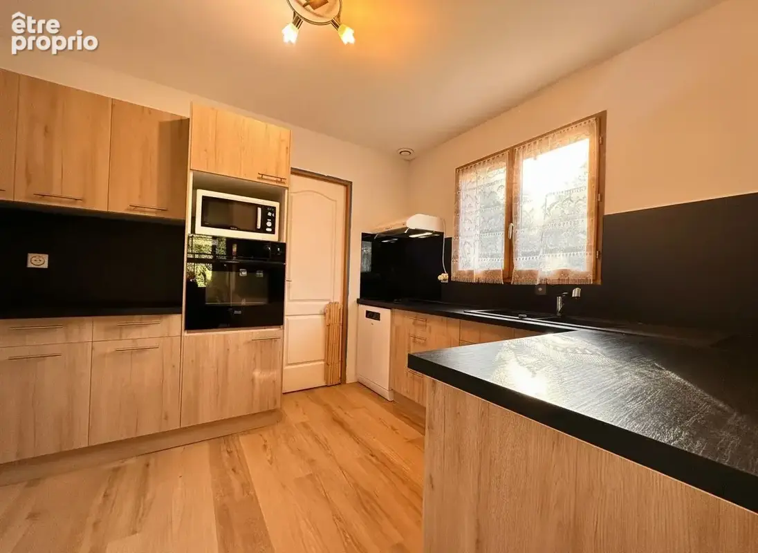 Maison 94 m² à Scionzier  - photo 9