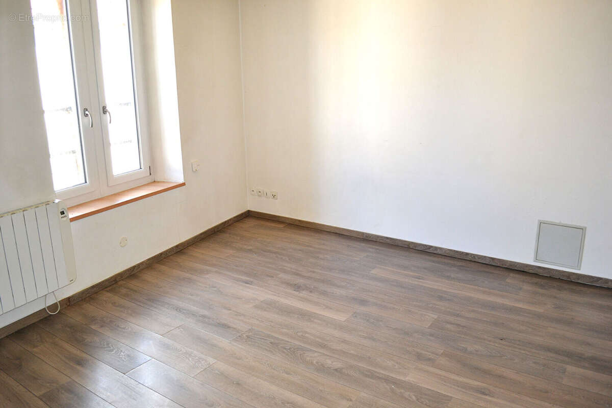 Appartement à PONT-SAINT-VINCENT