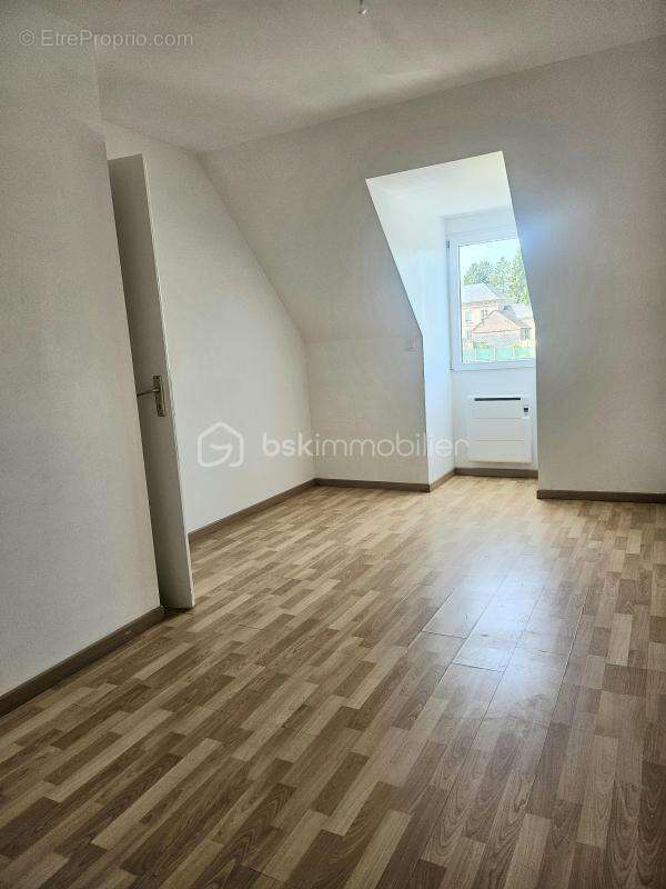 Maison familiale - abbecourt (60) - 3 ch - piece de vie 60m2 environ et garage neuf (2024) - photo 13
