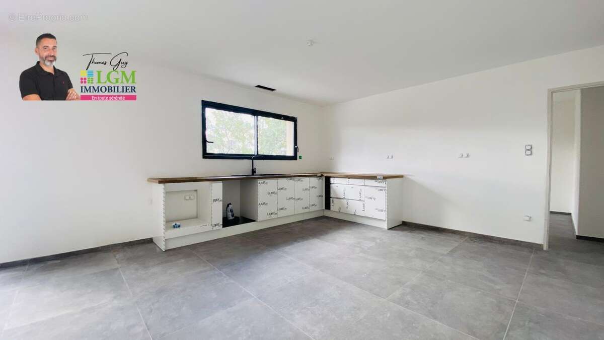 Maison à SAINT-MARTIN-DE-VALGALGUES