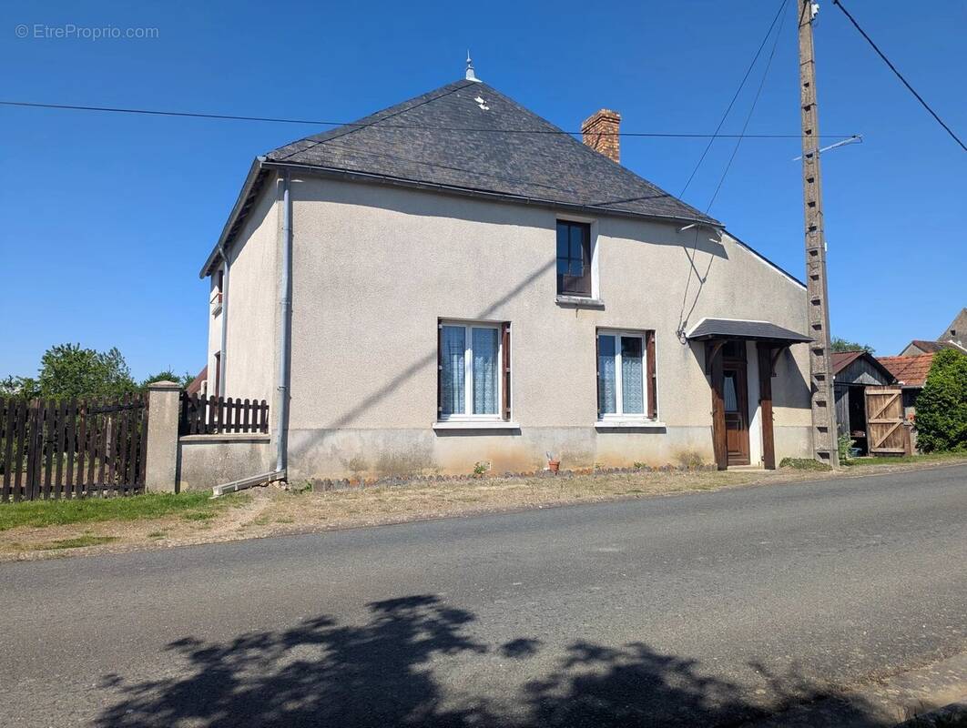 Appartement à SAINT-CIVRAN
