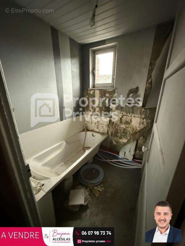 Immeuble Origny En Thierache 217 m2 - photo 13
