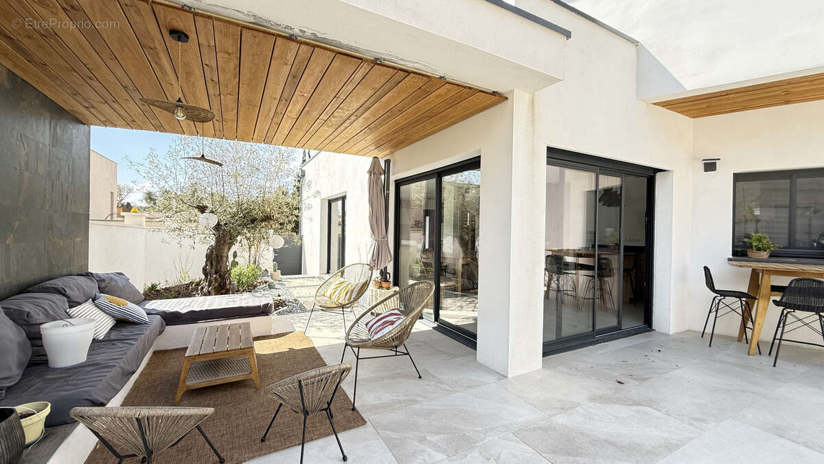 Maison à CASTELNAU-LE-LEZ