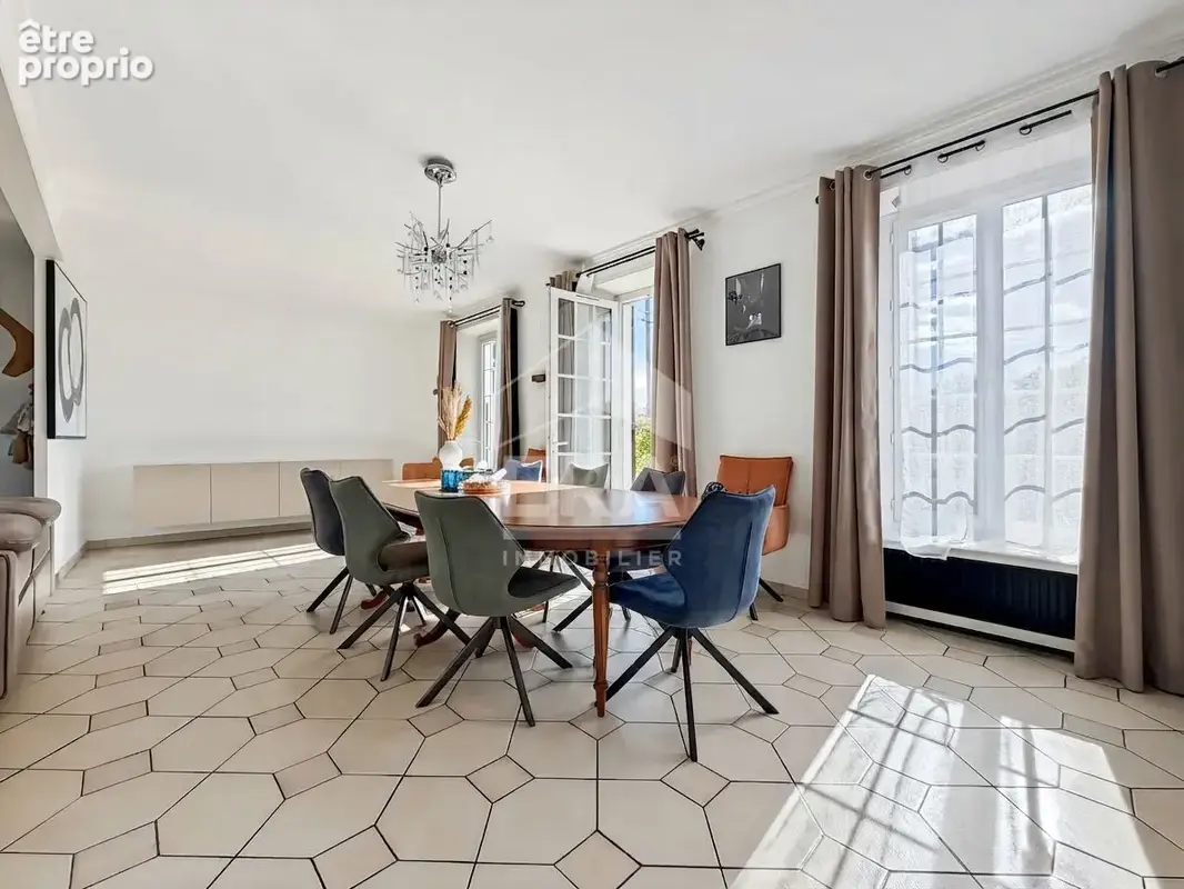 Maison 8 pièces 190 m², charme de l'ancien avec piscine - photo 8