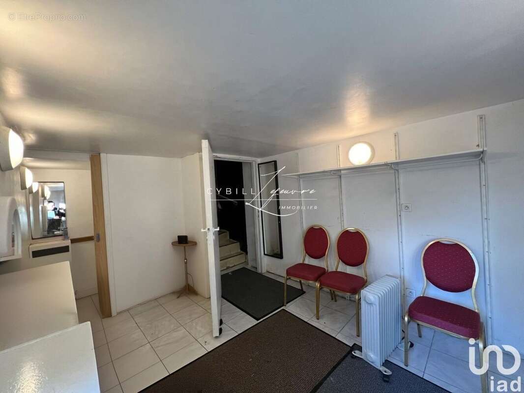 Photo 9 - Commerce à VITOT