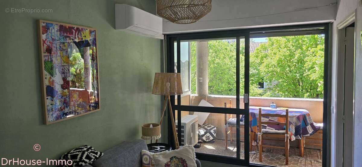 Appartement 26 m² à Greoux-Les-Bains  - photo 2