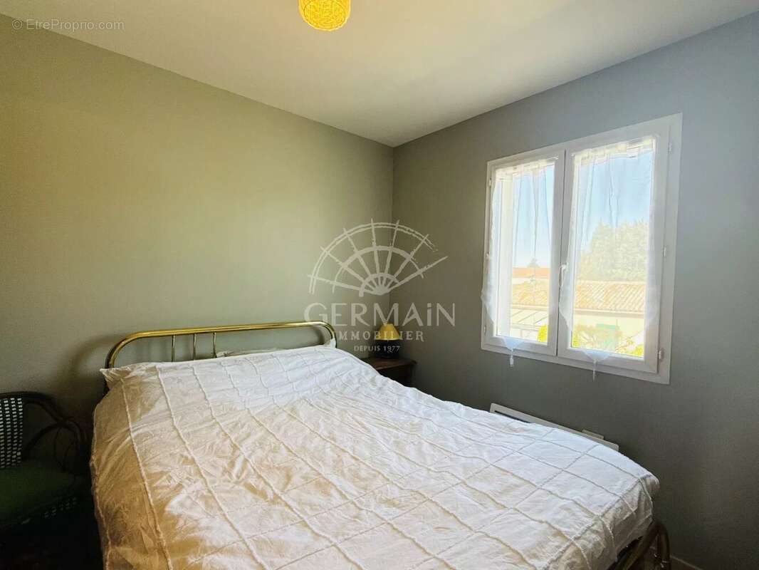 Maison à L'ISLE-SUR-LA-SORGUE