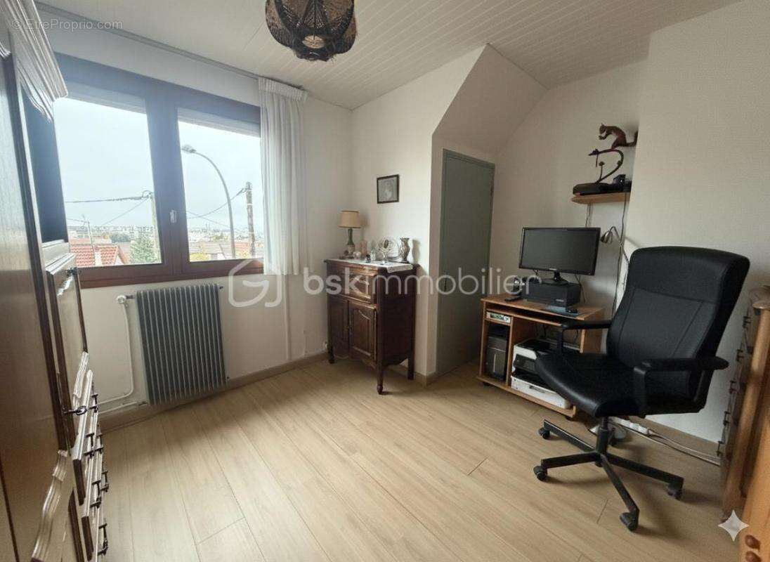 Maison à VITRY-SUR-SEINE