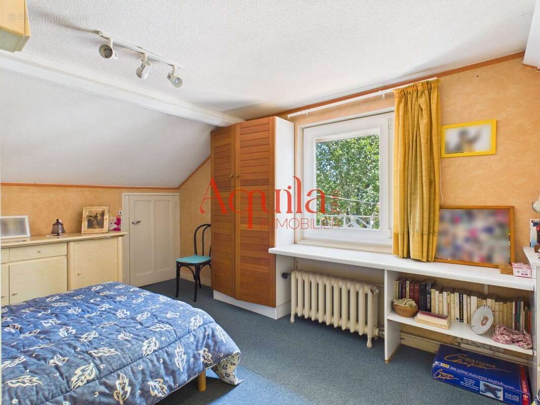 Maison 91 m² à Bron  - photo 9