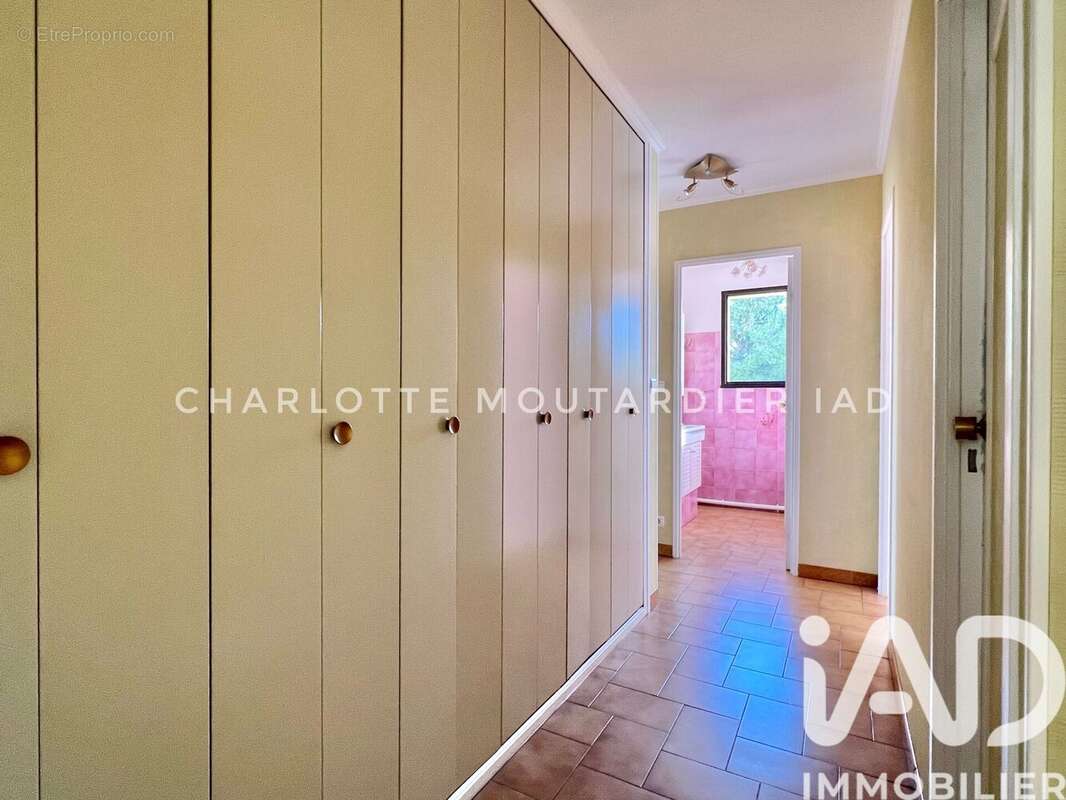 Photo 9 - Appartement à LA GARDE