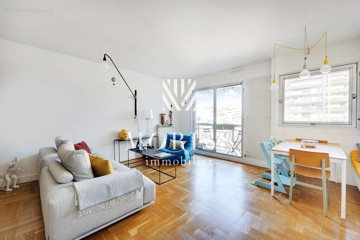 Appartement à PARIS-11E