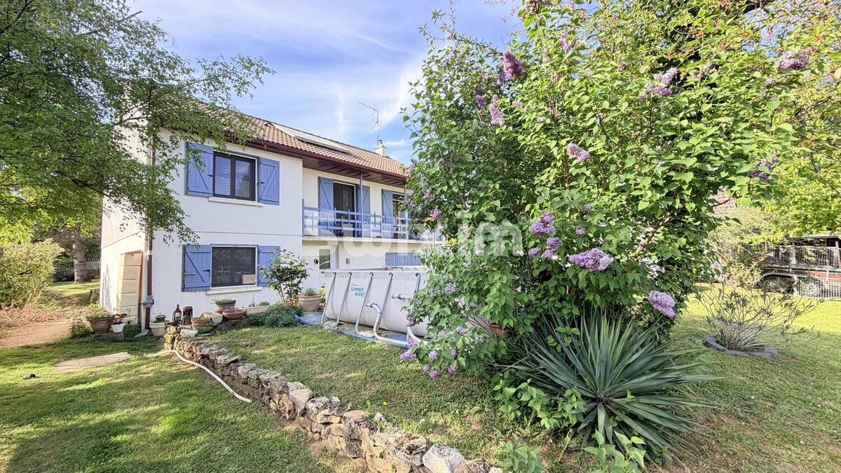 Maison à PONTAILLER-SUR-SAONE