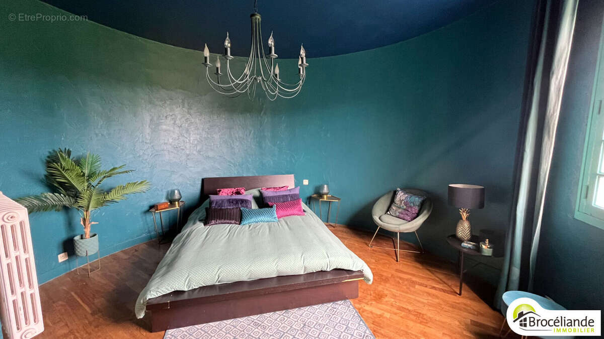 Maison à SAINT-GILLES