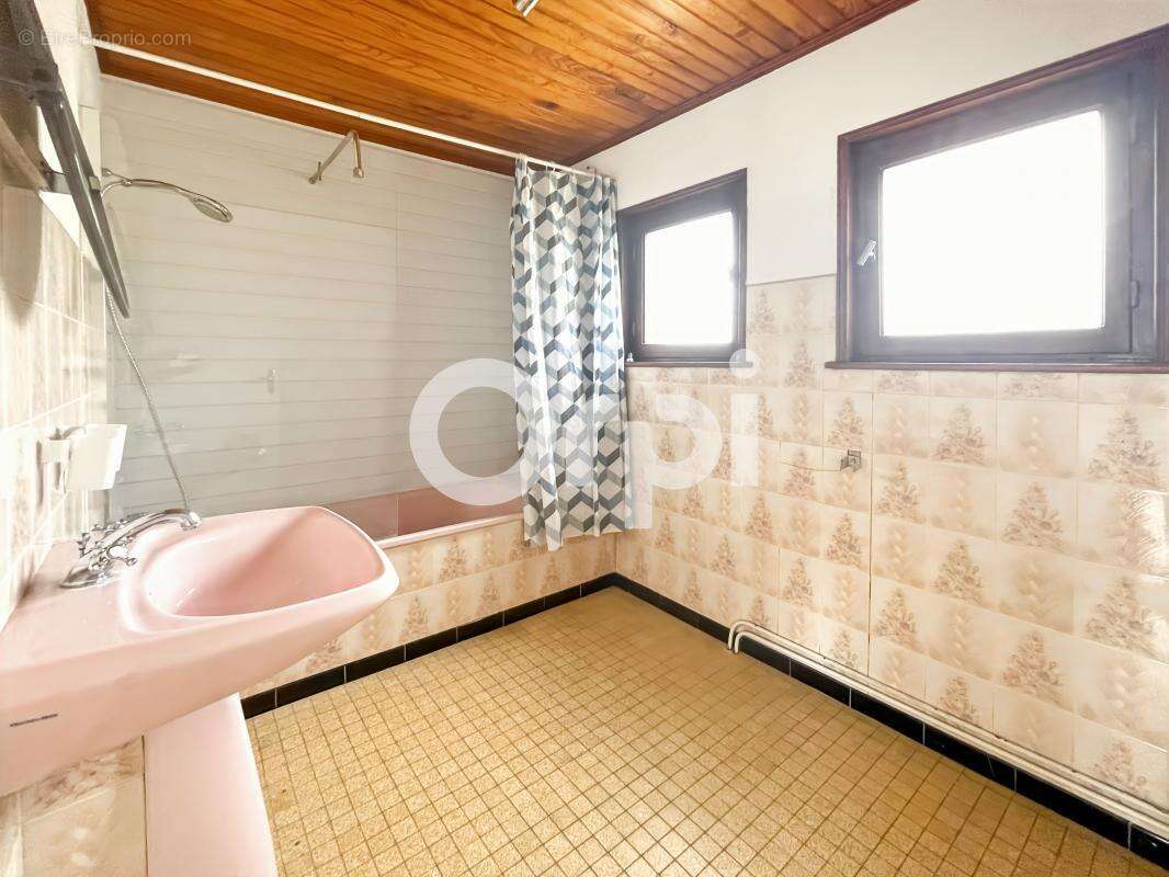 Maison à SAINT-MARTIN-BOULOGNE