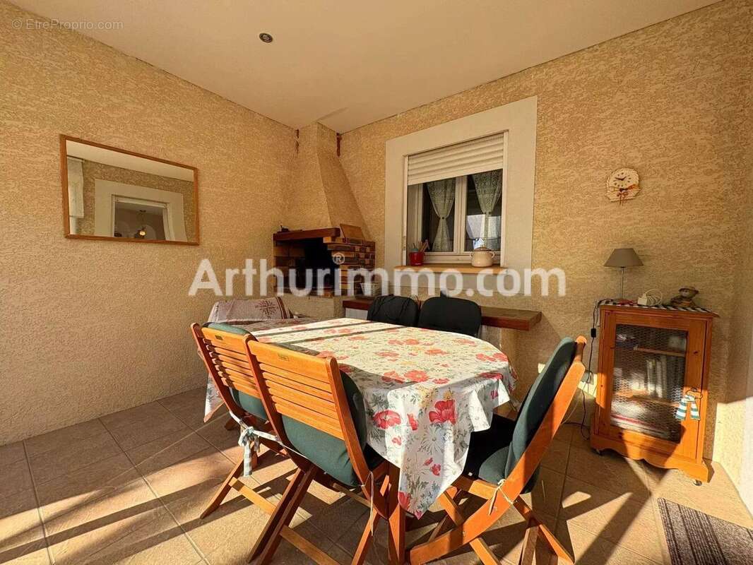 Maison à LIGNAN-SUR-ORB