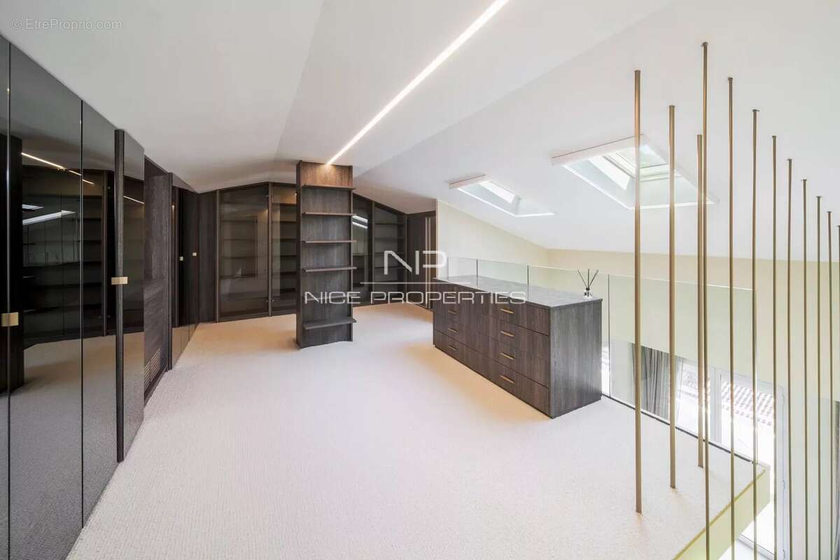Maison à ROQUEBRUNE-CAP-MARTIN
