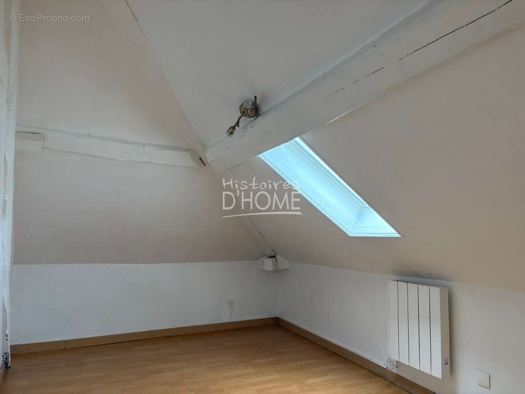 Appartement à LA FERTE-GAUCHER